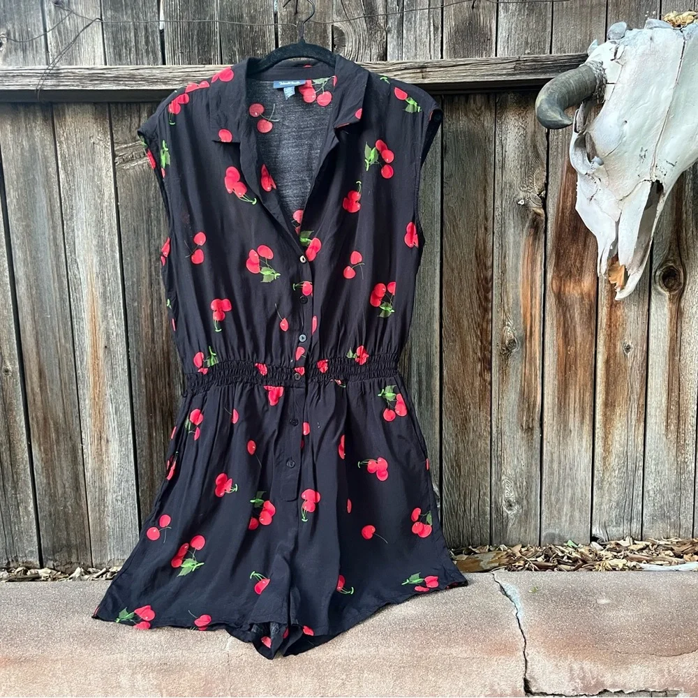 ModCloth Black Romper with Cherry Print Size Large - Picture 4 of 7